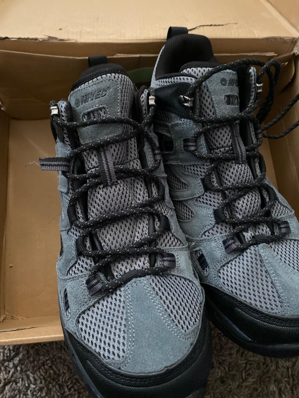 HI-TEC Ravus WP lacing system detail showing ghillie lacing and metal eyelets