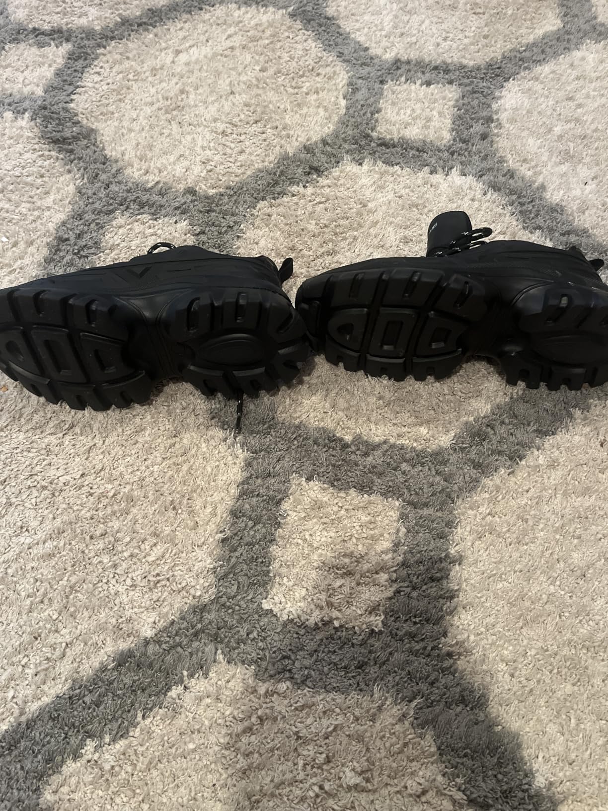 Different colorway options showing versatility of DREAM PAIRS chunky sneakers