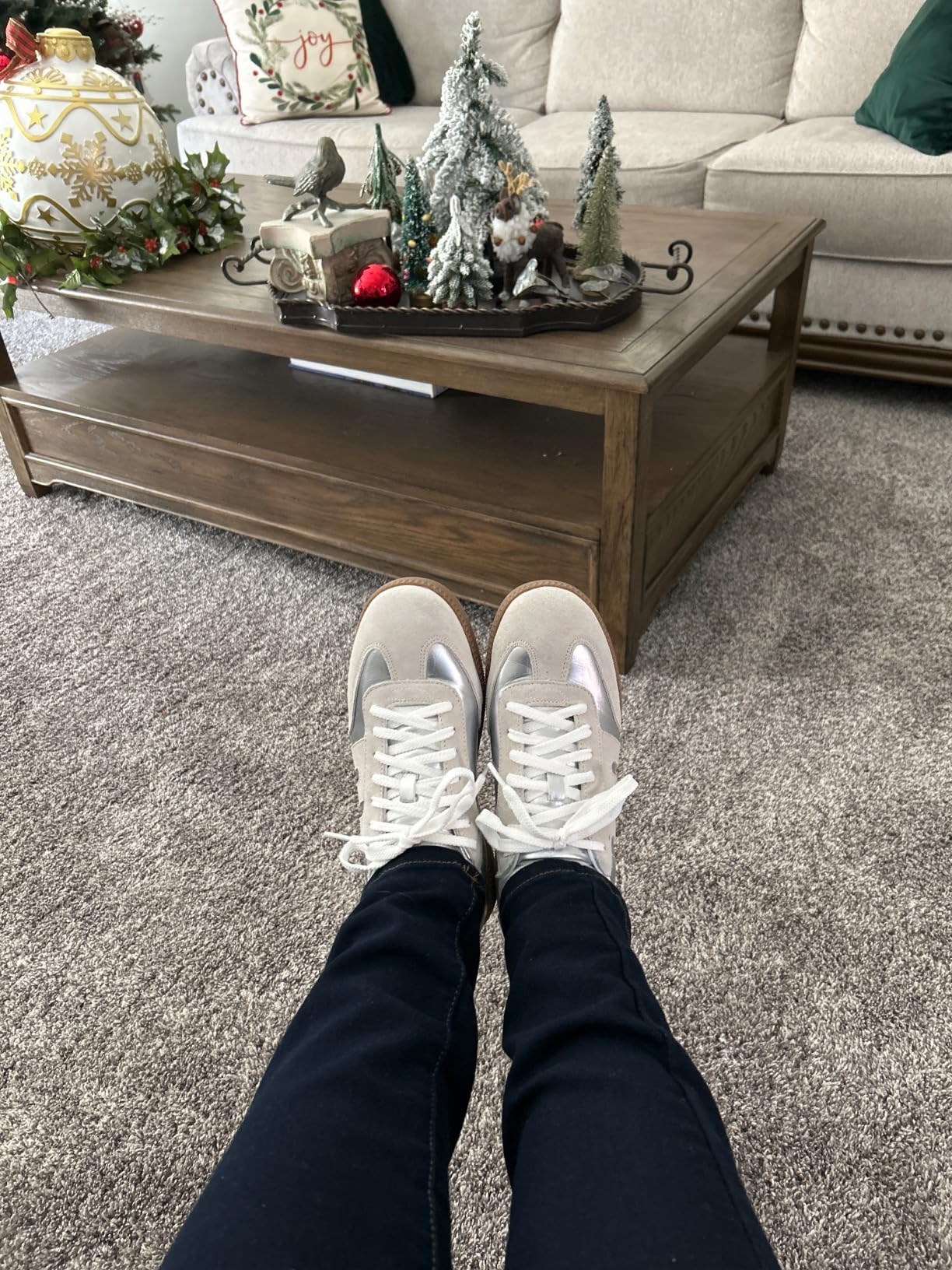 DREAM PAIRS Women's Tennis Sneakers lifestyle shot showing casual styling and comfort