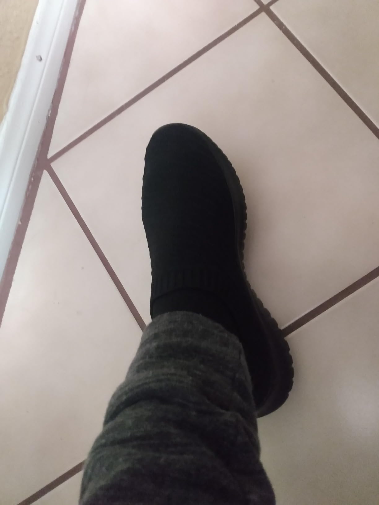 TIOSEBON walking shoes worn on feet showing real-world fit and comfort during daily activities
