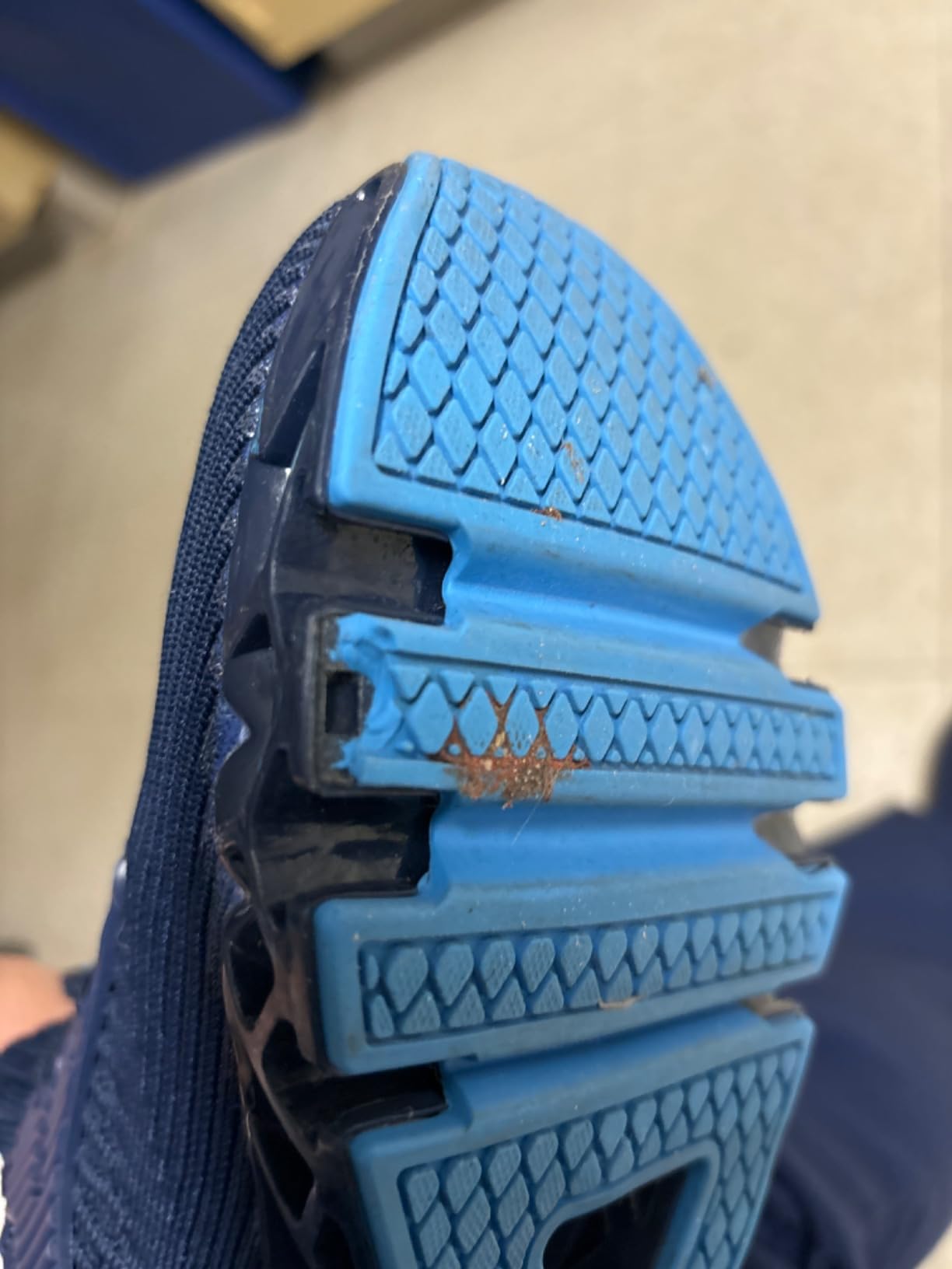 SKDOIUL shoe showing sole separation issues with visible gap between upper and sole
