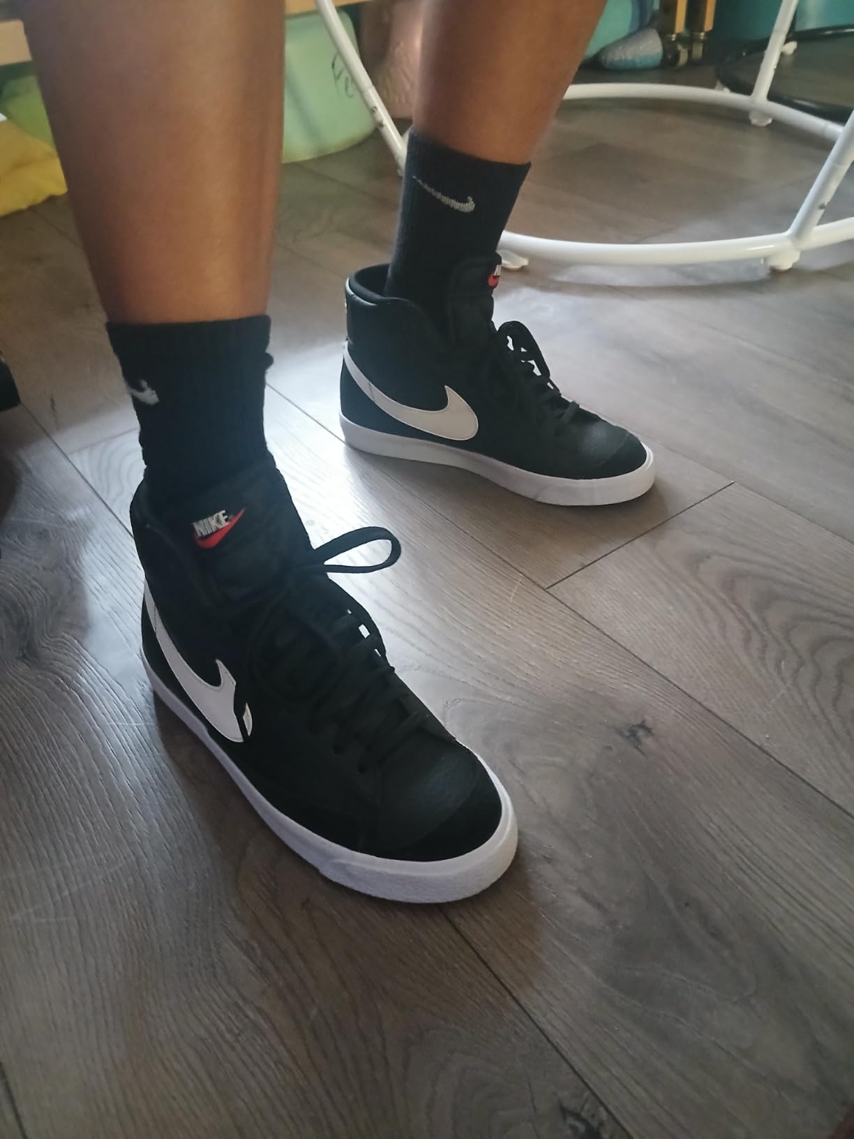 Final product shot of Nike Kids Blazer Mid 77 showing overall design and classic basketball heritage styling