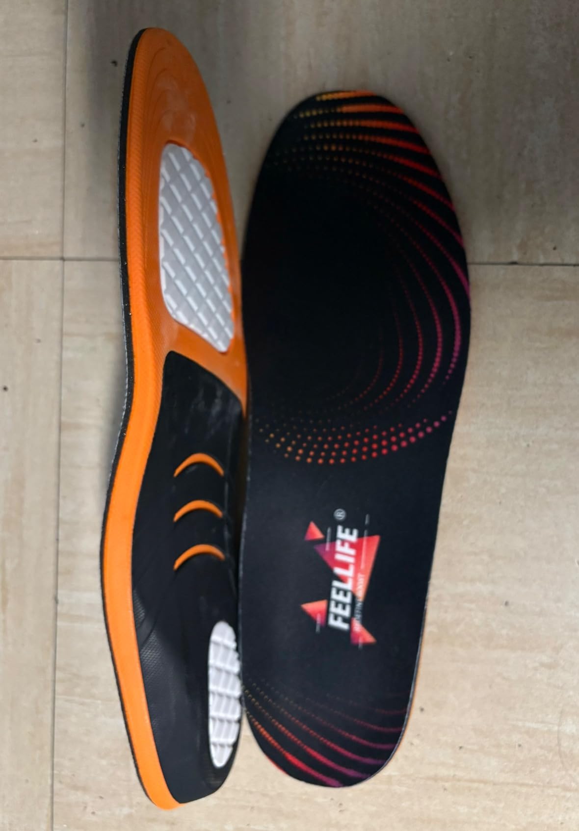 FEELLIFE insoles comparison with original shoe insoles showing improved arch support