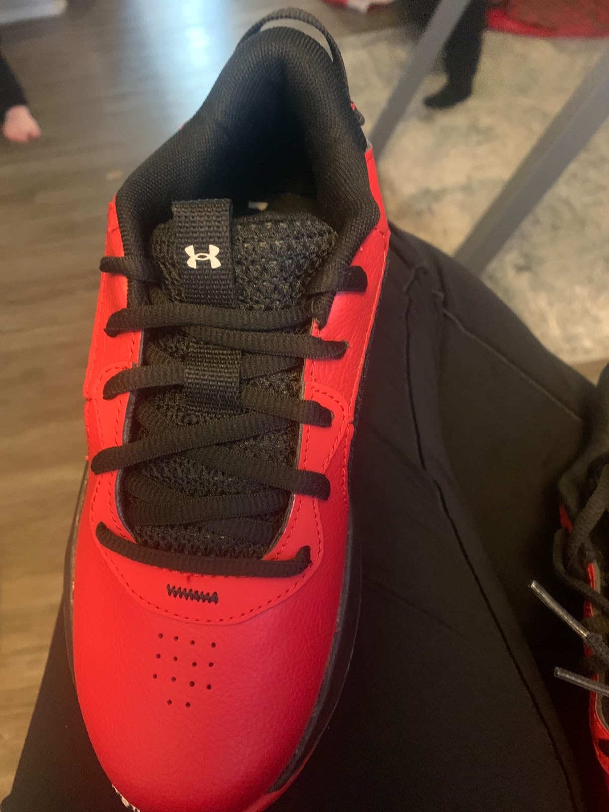 Under Armour Lockdown 6 outsole showing herringbone traction pattern for basketball courts