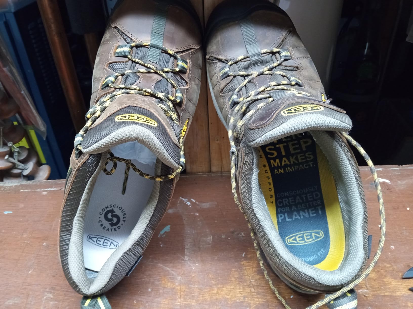 KEEN Targhee II compared to previous pair showing quality control differences