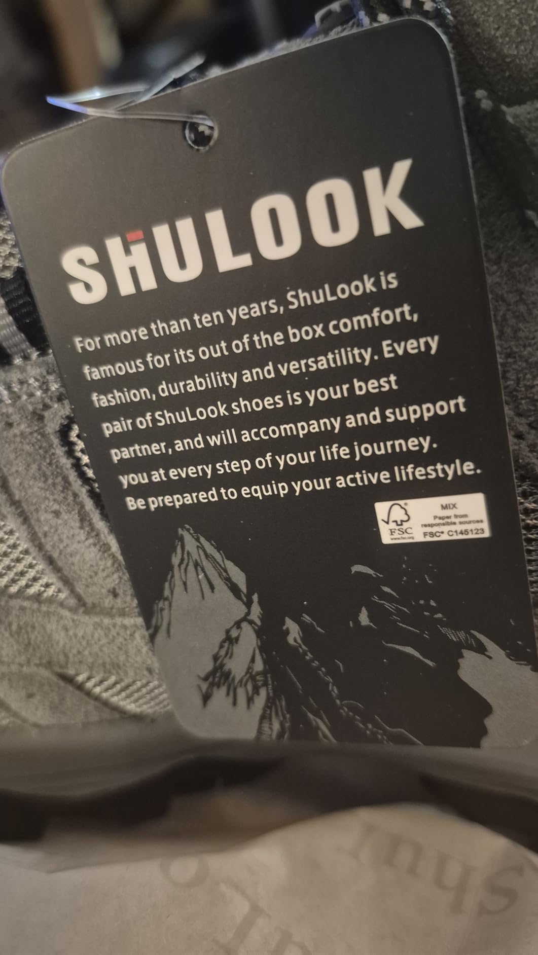 SHULOOK hiking shoe sole pattern showing aggressive rubber lugs and tread design