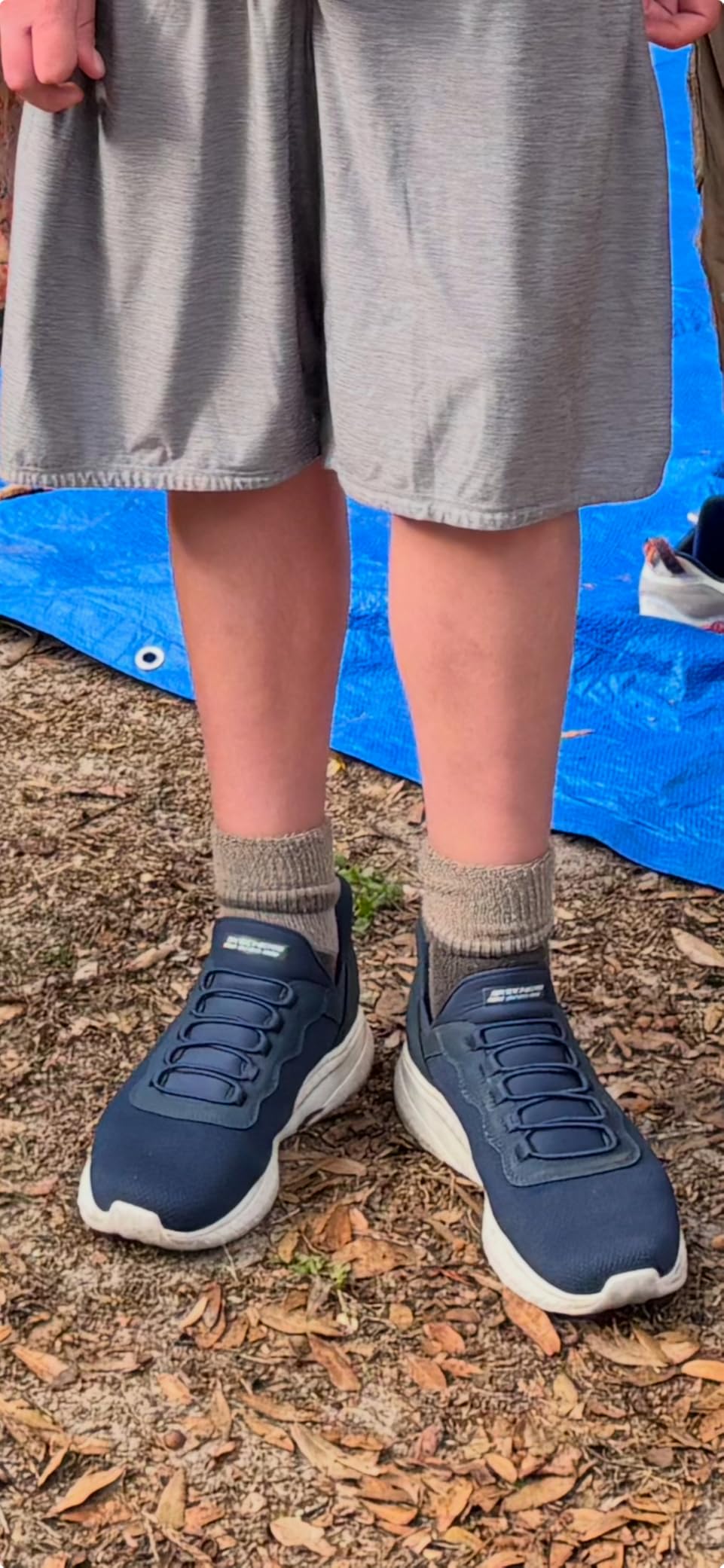 Skechers memory foam insole and interior comfort features demonstrated