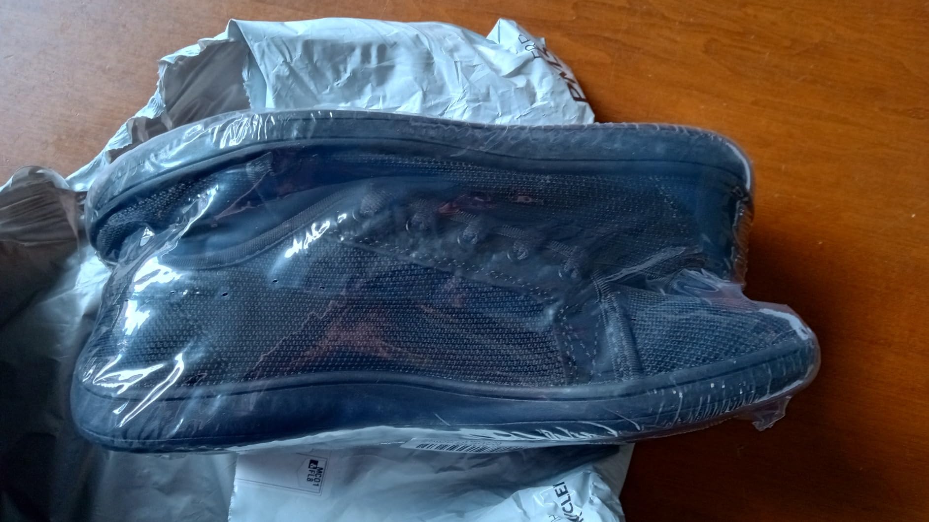 Community feedback and user experiences with WHITIN barefoot sneakers