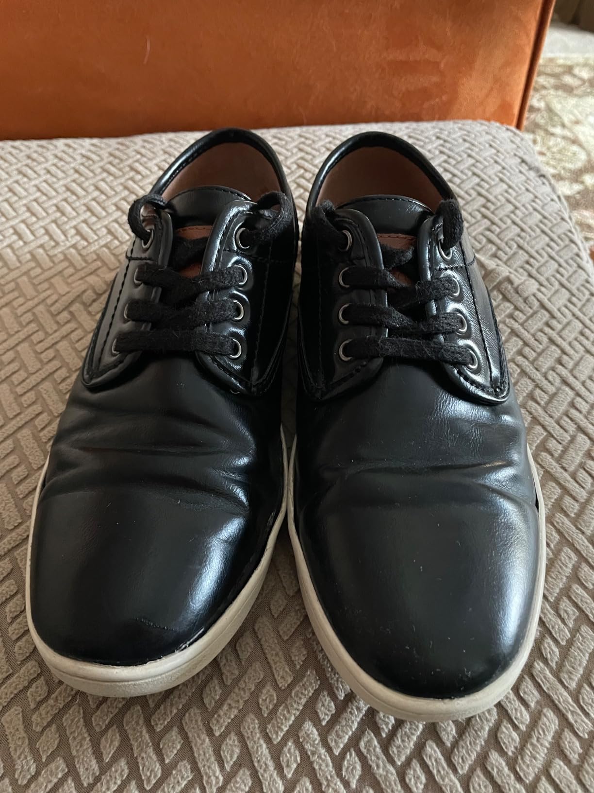 Sole detaching from upper on Steve Madden Fenta – durability complaint photo
