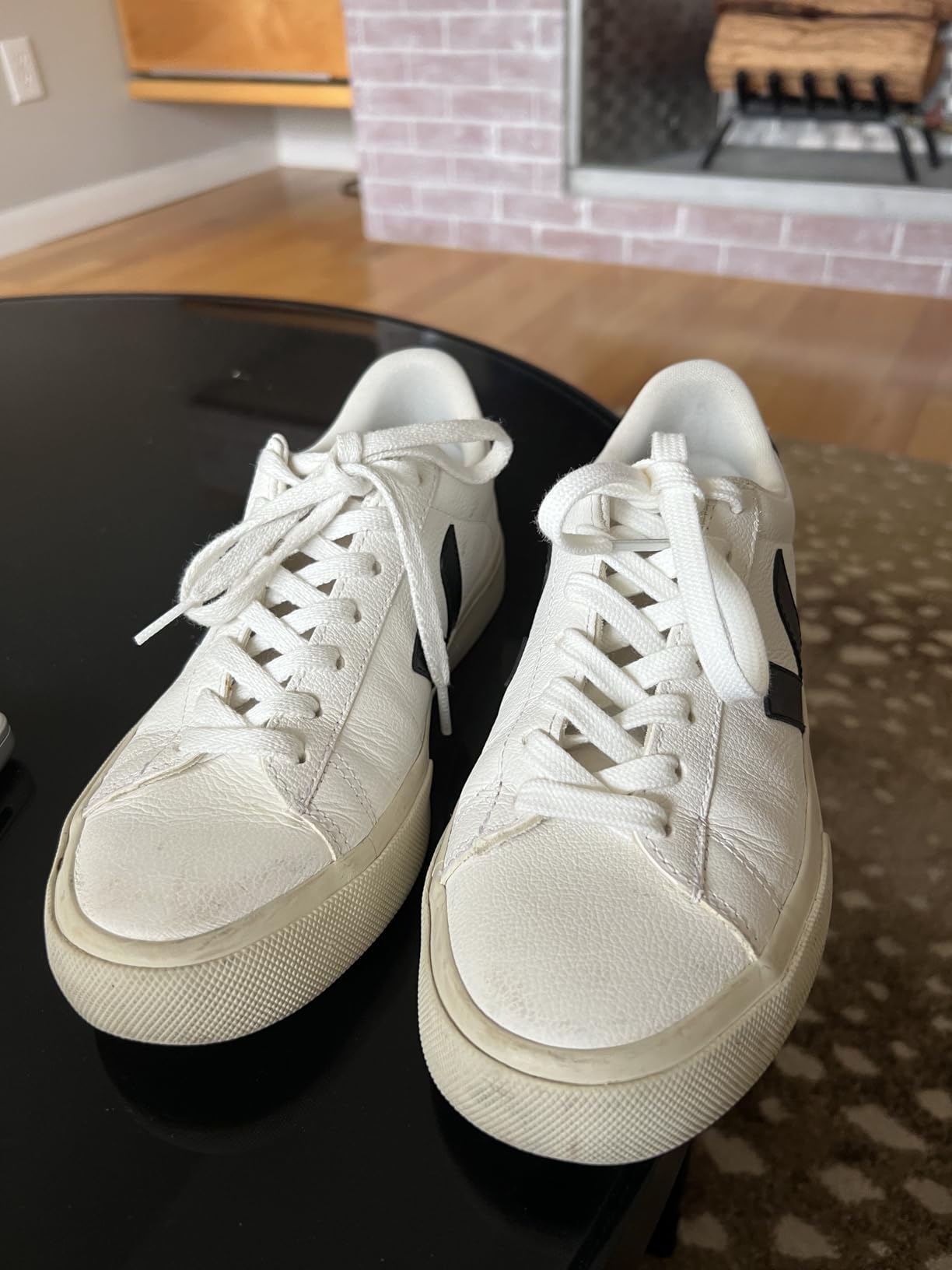 Final comparison showing Handshop replacement laces versus original equipment laces