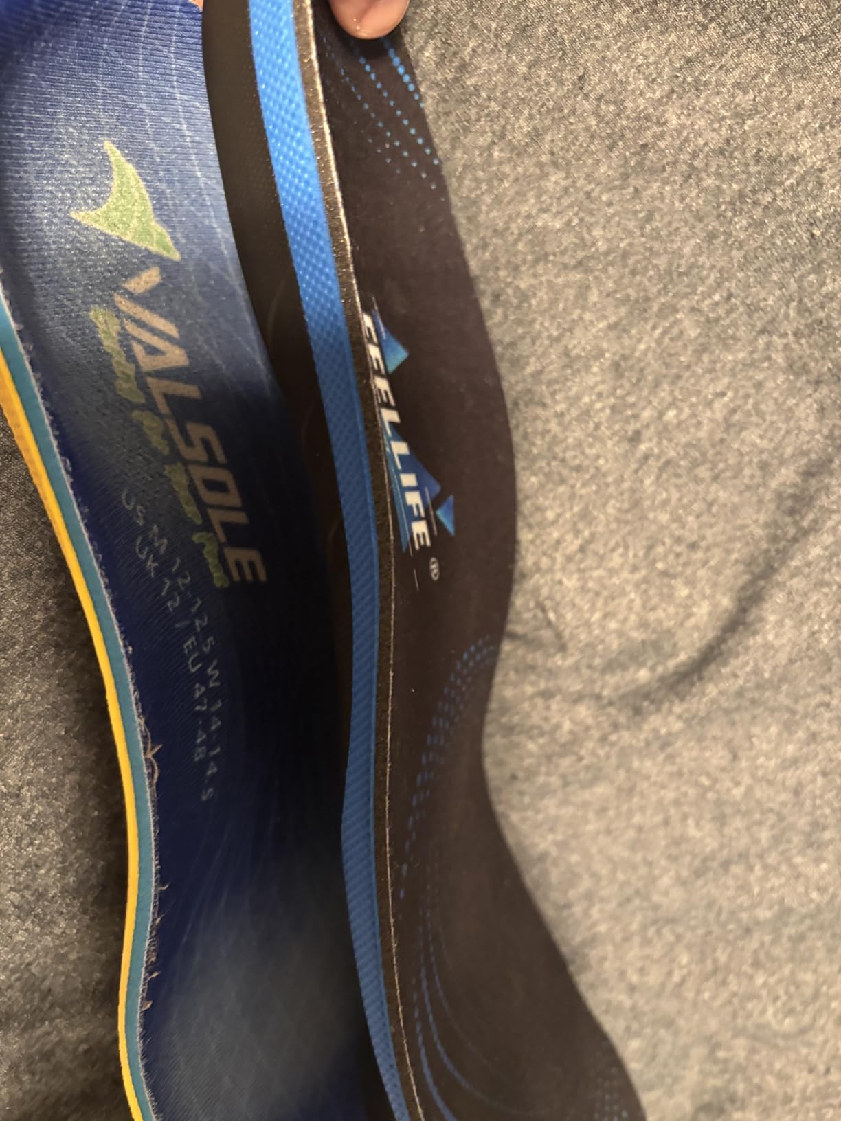 FEELLIFE insoles showing gel cushioning zones and trimming guidelines