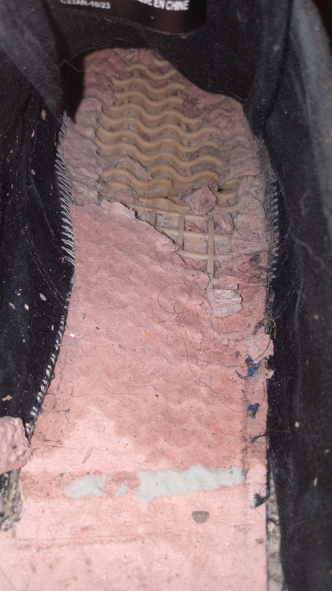 Lugz Lear sneaker showing sole splitting and separation after 2 months wear