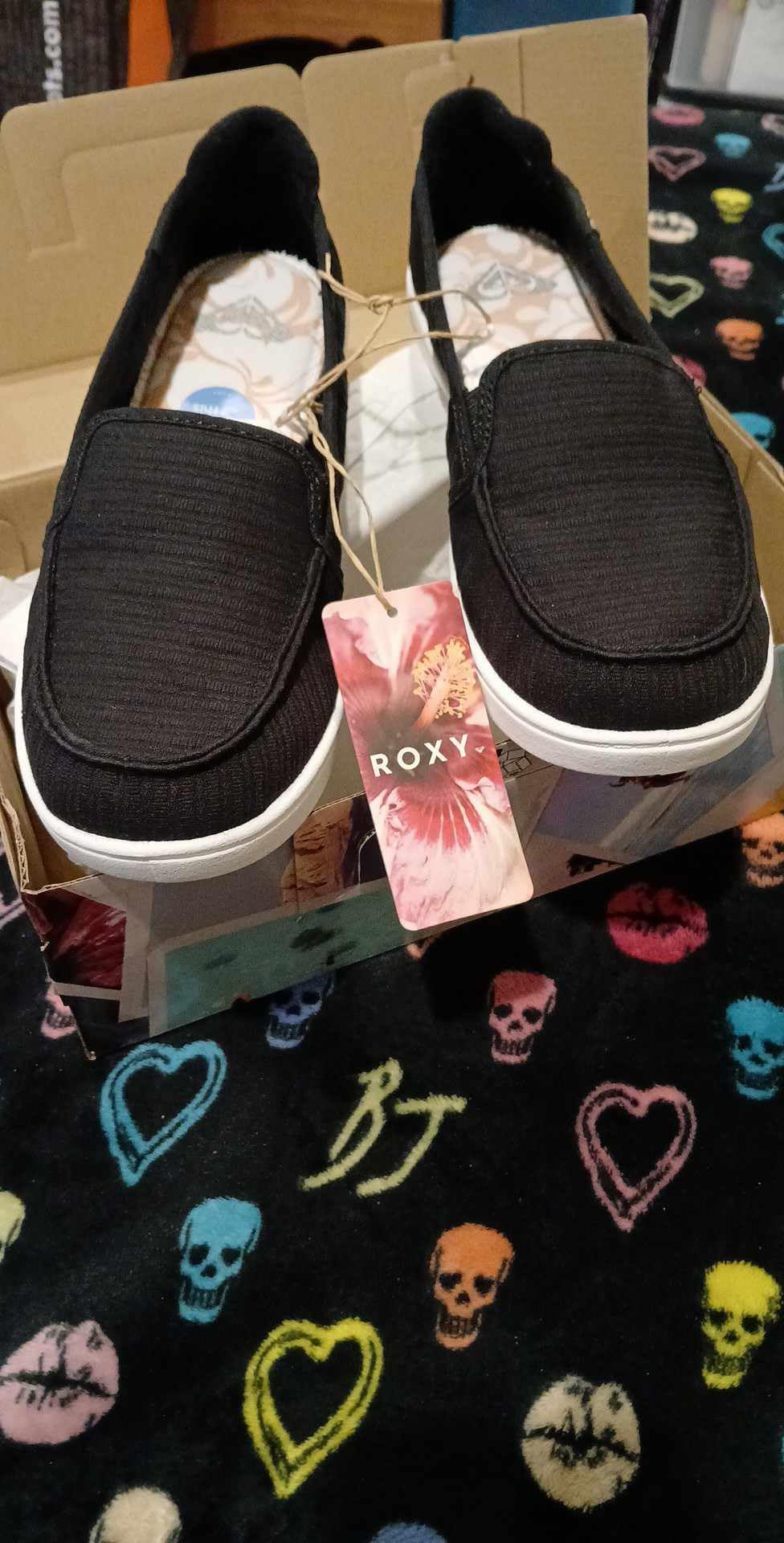 Comparison showing Roxy Minnow features against marketing claims