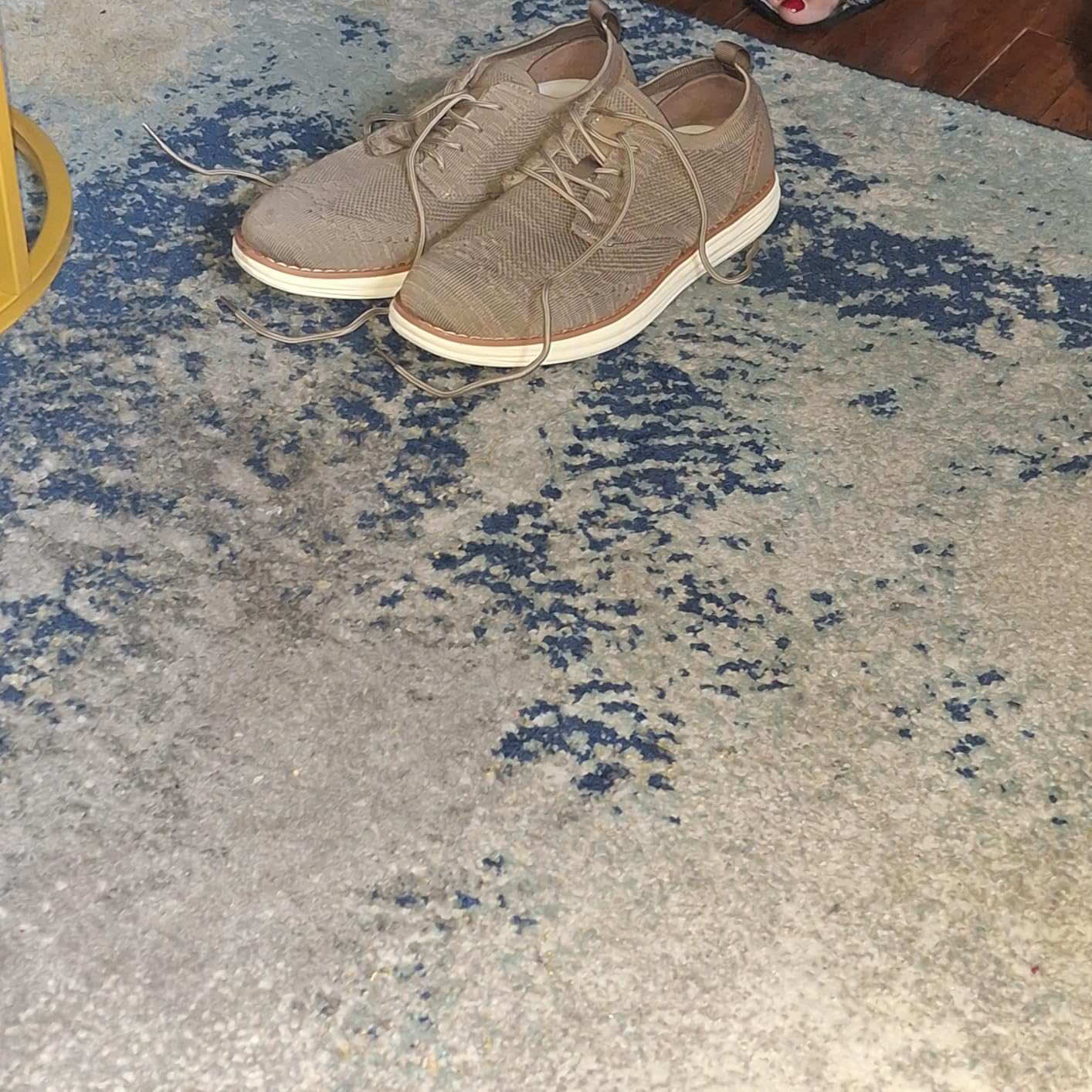 Bruno Marc Oxford sneakers showing supportive EVA midsole and comfortable insole design