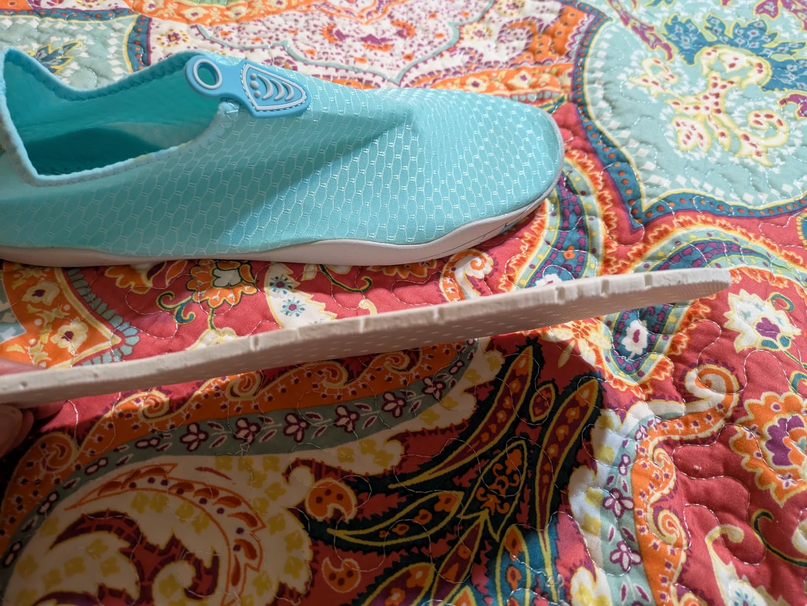 Side view of Vsufim aqua socks showing slip-on ankle height and flexible mesh construction