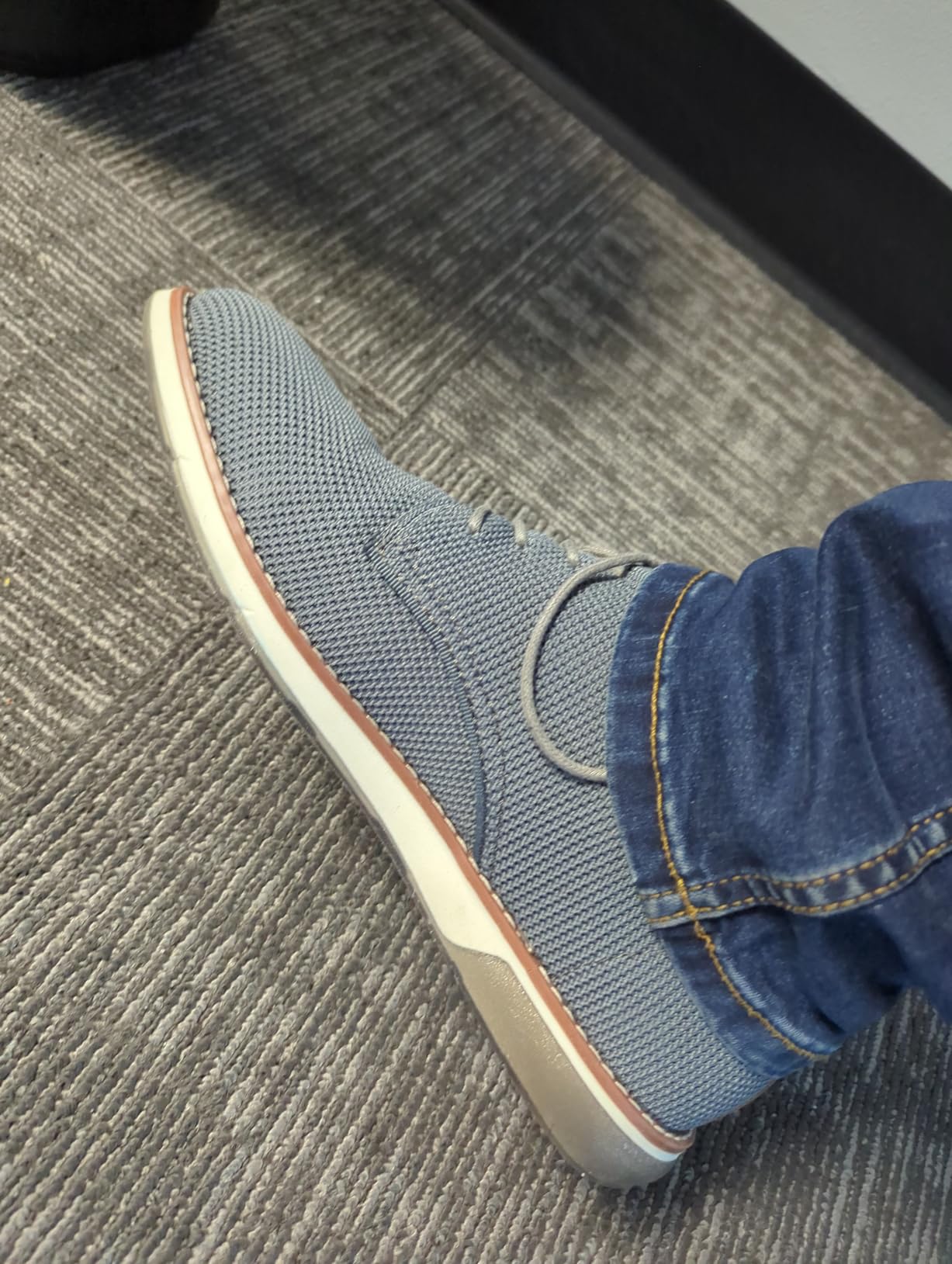 Bruno Marc Oxford shoes showing lacing system and tongue construction details