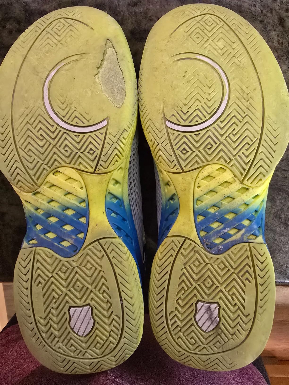 K-Swiss Express Light side profile showing DragGuard technology and mesh construction