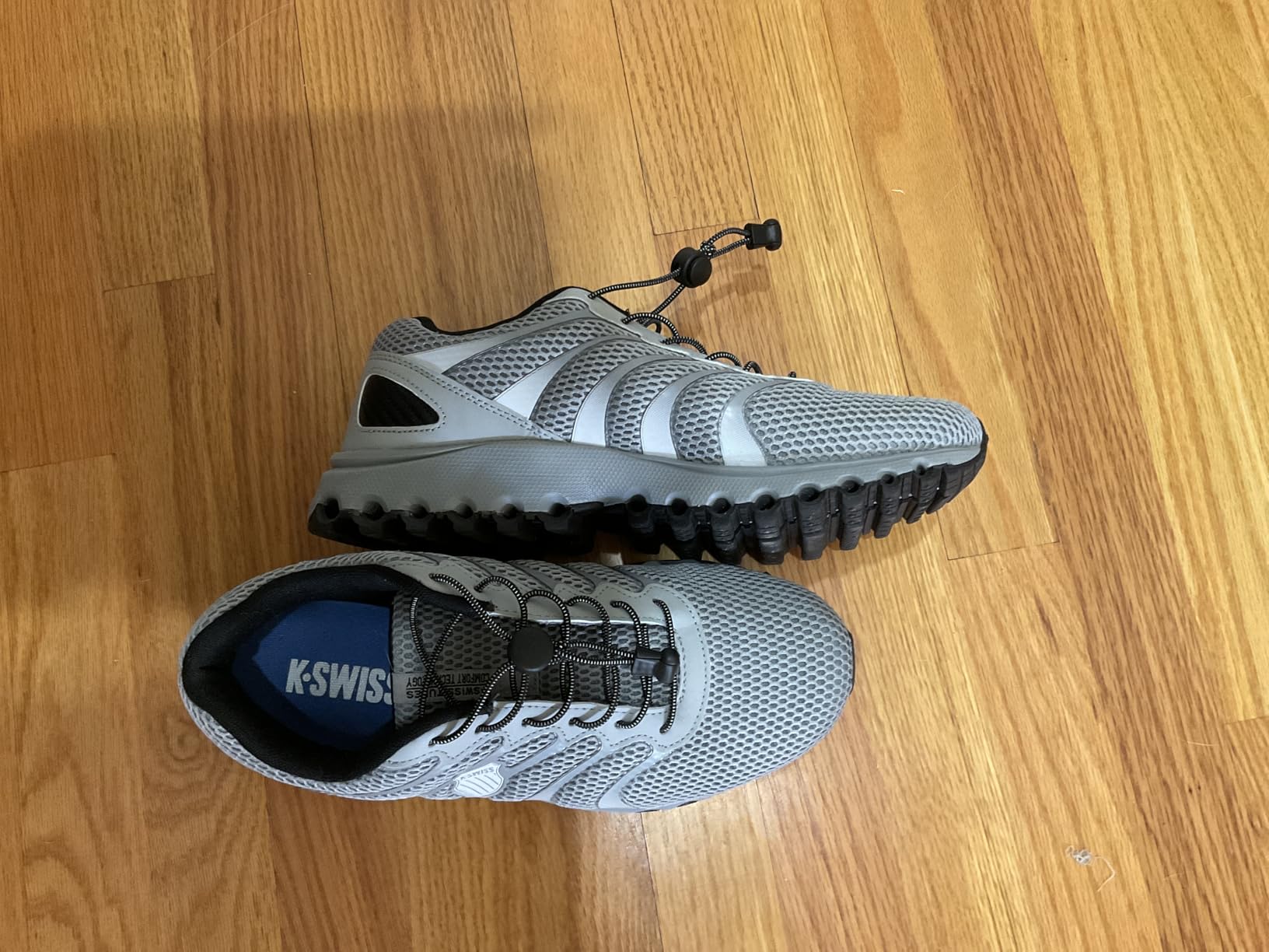 Side profile of K-Swiss Tubes 200 highlighting the distinctive tube sole technology and overall silhouette