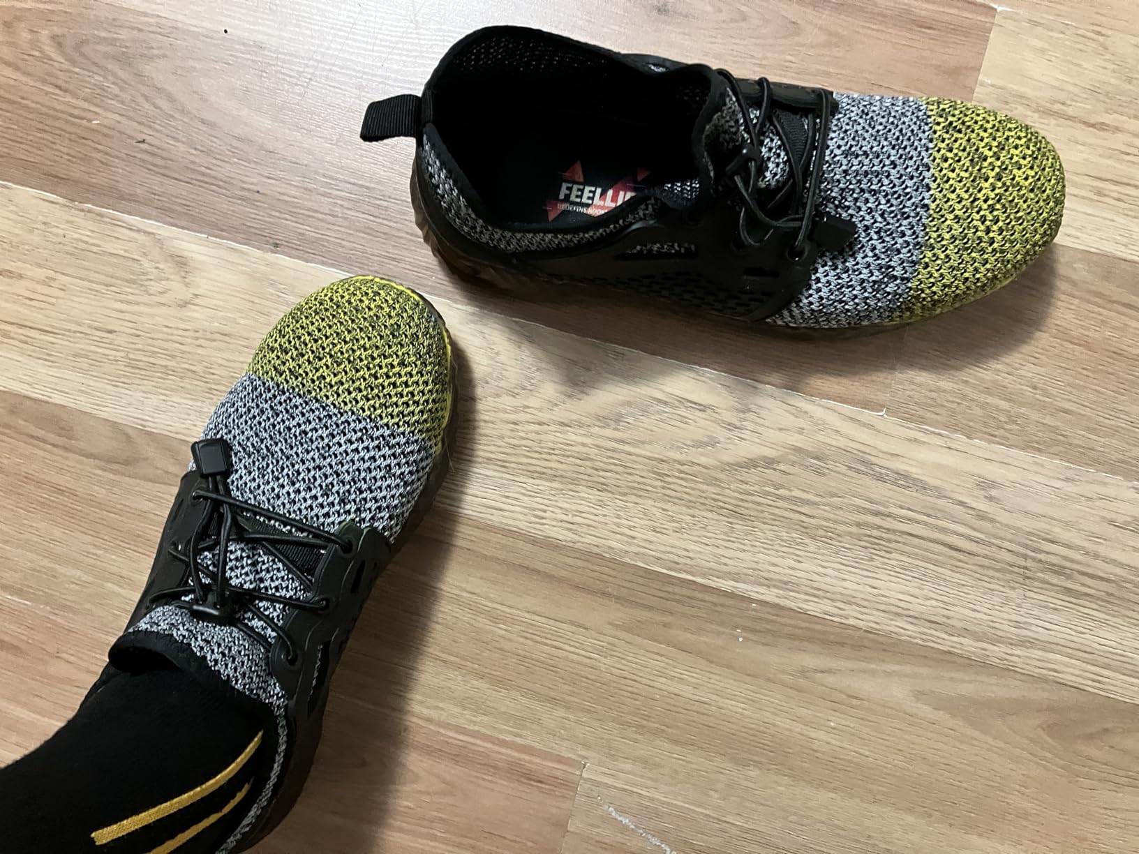 SUADEX steel toe work shoes showing high-visibility modifications and user customizations