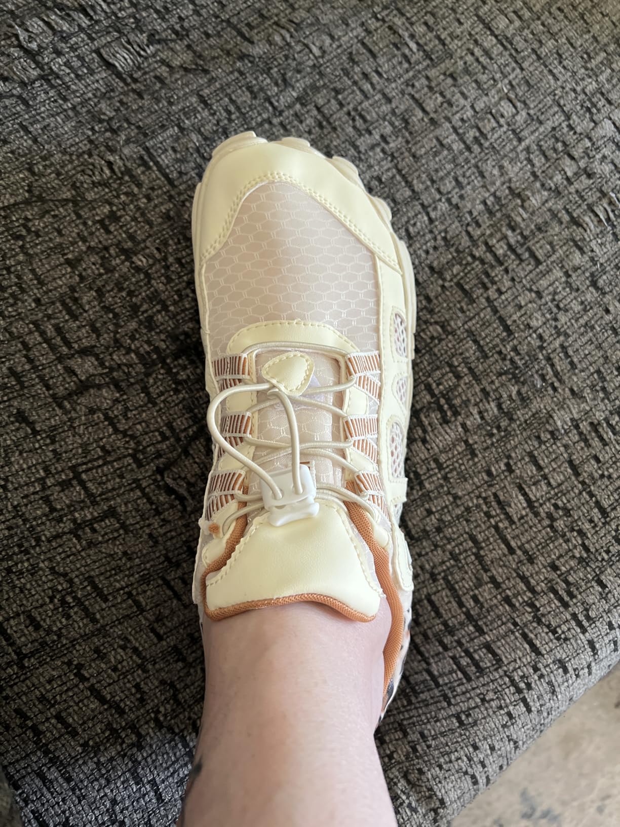 XIHALOOK water shoes showing colorful design and barefoot sole construction