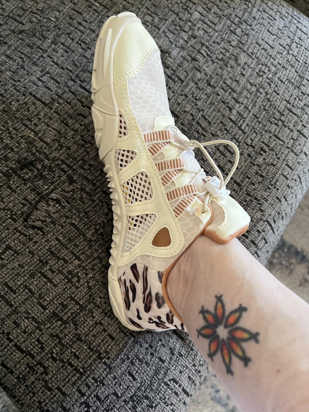 Side profile of XIHALOOK water shoes showing mesh ventilation panels and sole pattern