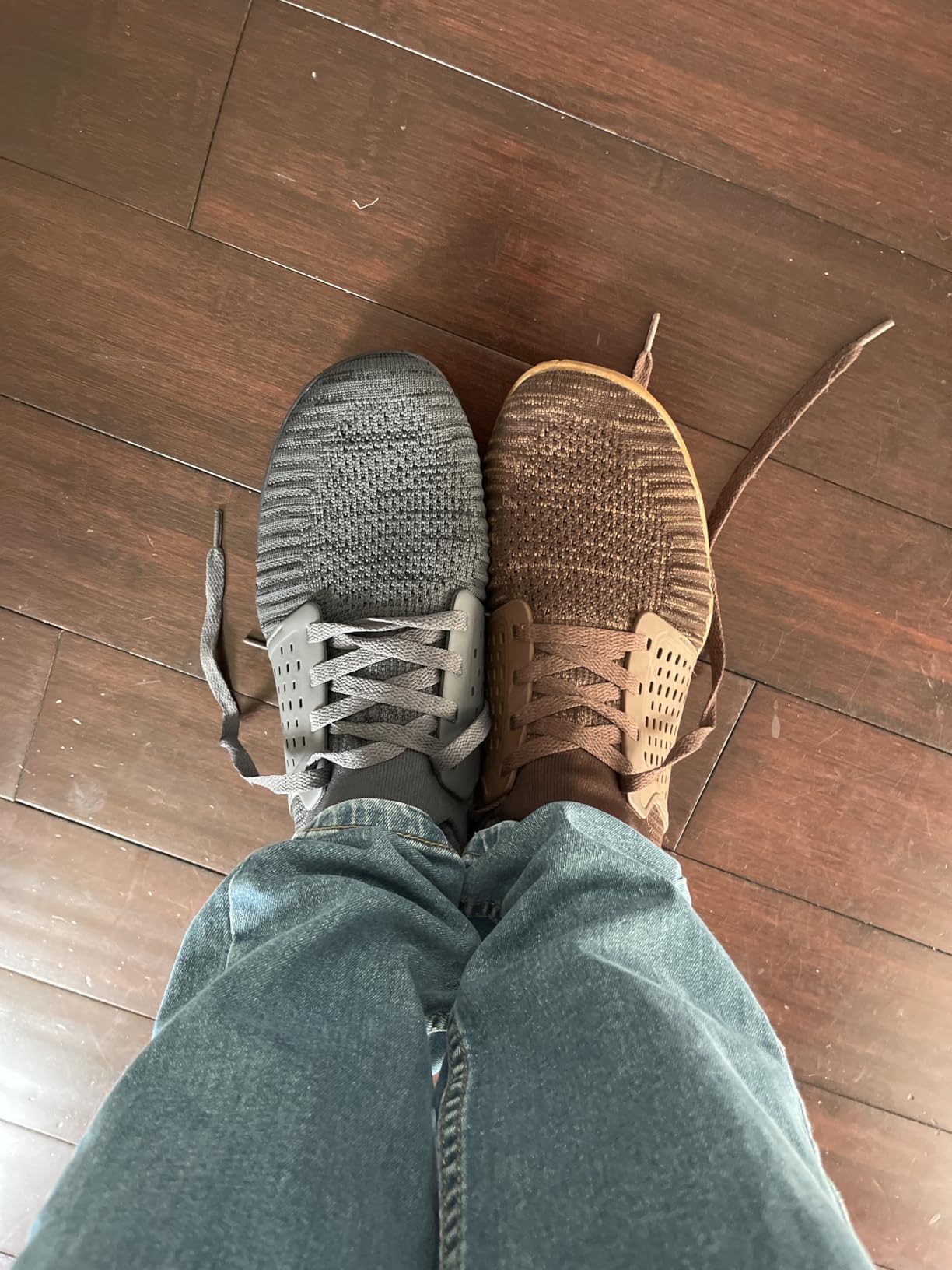 WHITIN shoes during CrossFit training showing stability and grip during box jumps