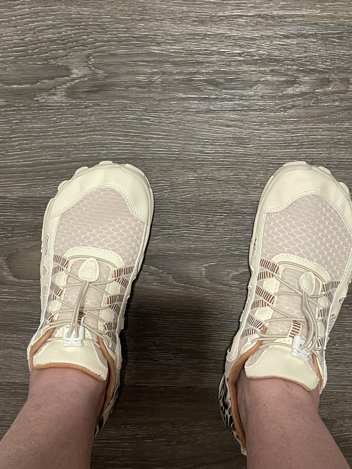 Final assessment of XIHALOOK water shoes showing overall quality and value proposition