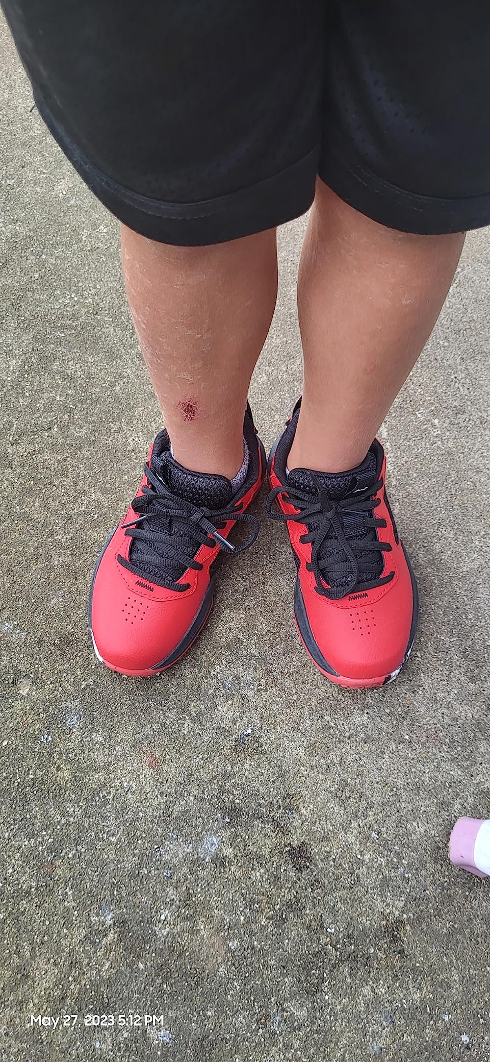 Under Armour Lockdown 6 product marketing versus real-world basketball performance comparison