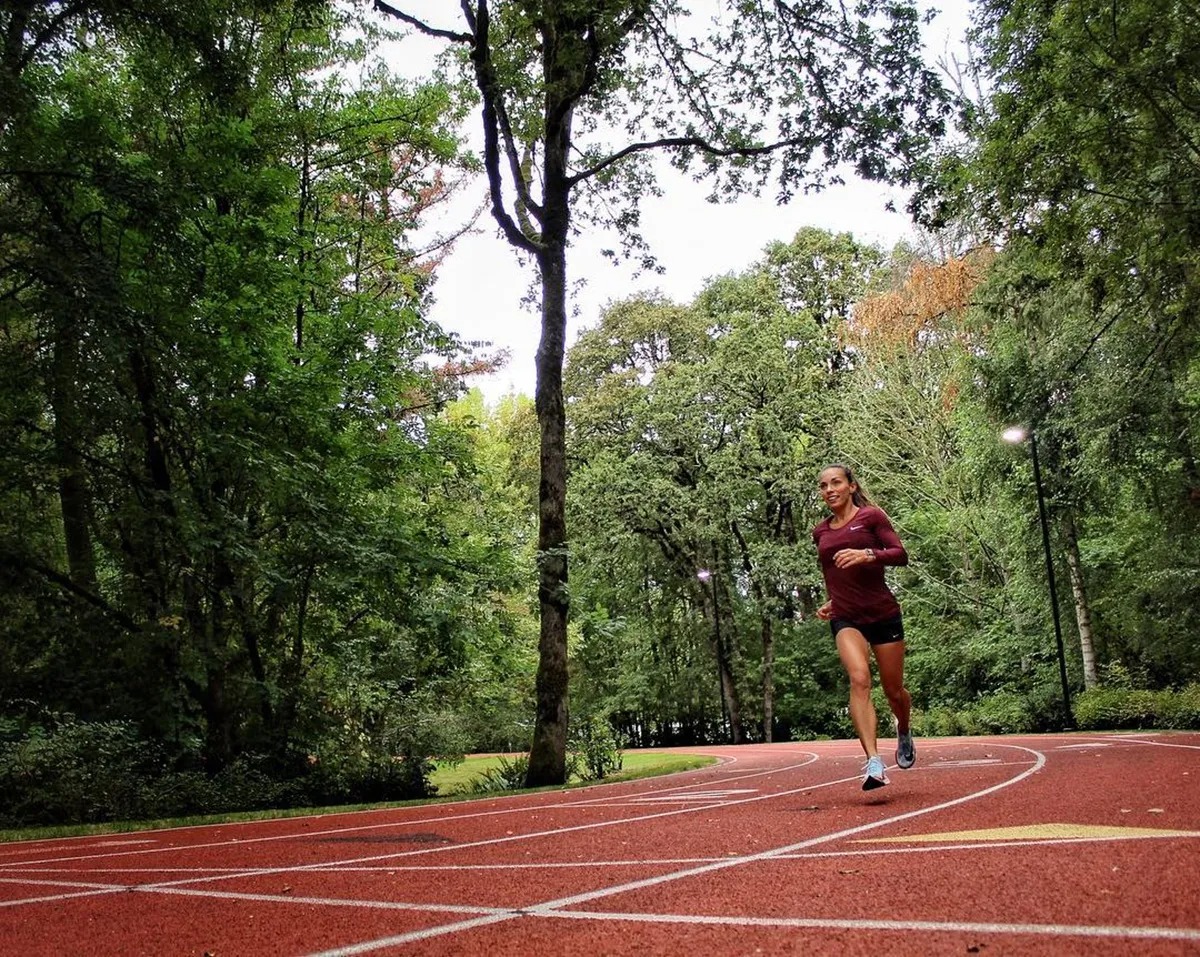 How To Improve Your Mile Time: A Realistic Training Guide
