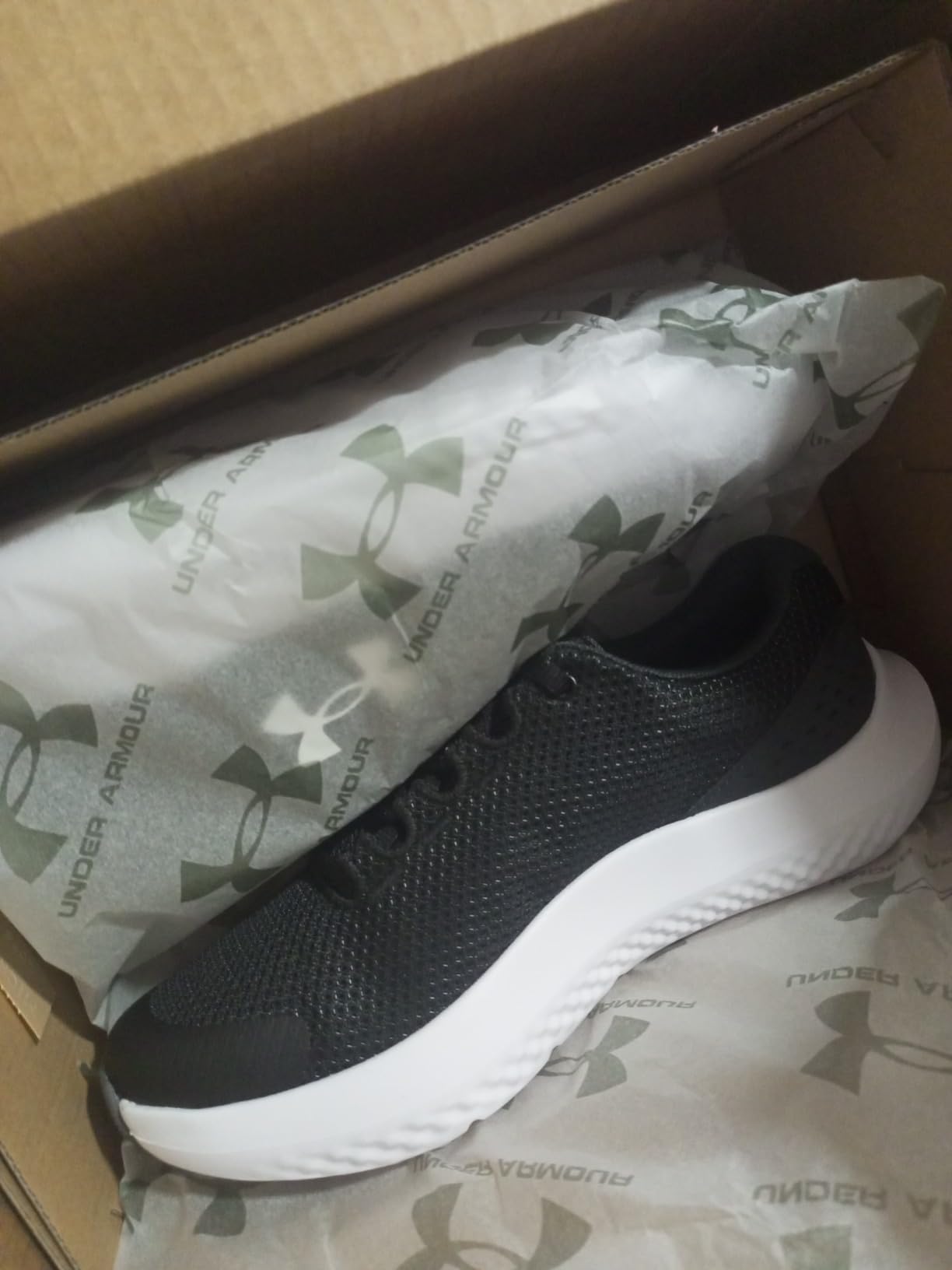 Under Armour Surge 4 product features compared to marketing claims verification