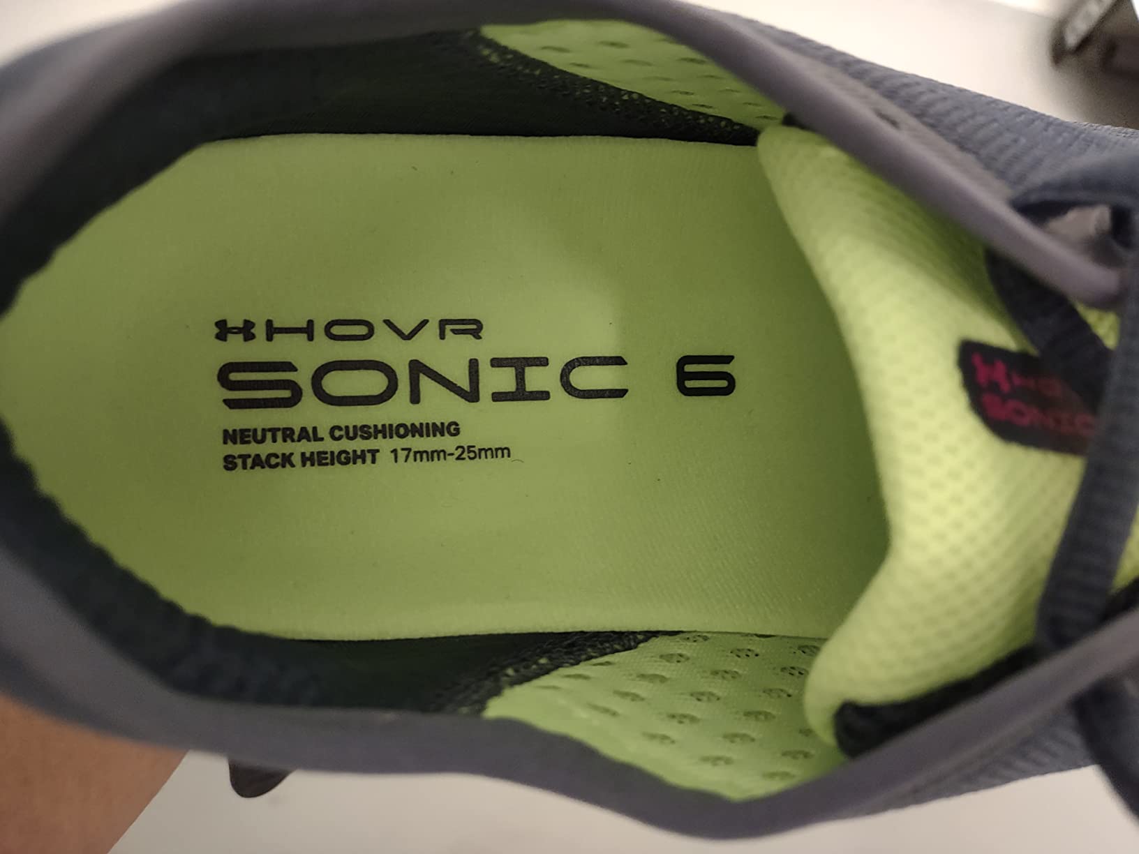 HOVR Sonic 6 sole pattern showing strategic rubber placement for durability on multiple surfaces