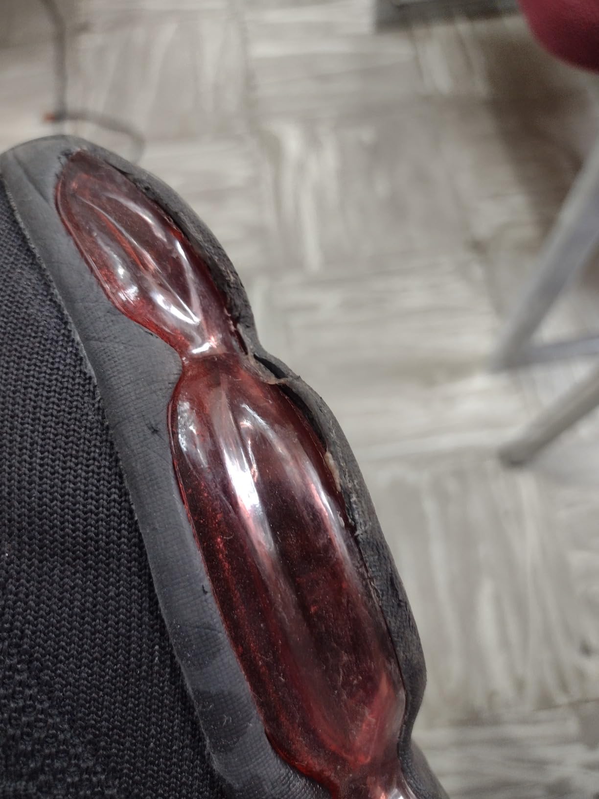 Men's Air Running Shoes sole separation issue showing durability concerns after extended wear
