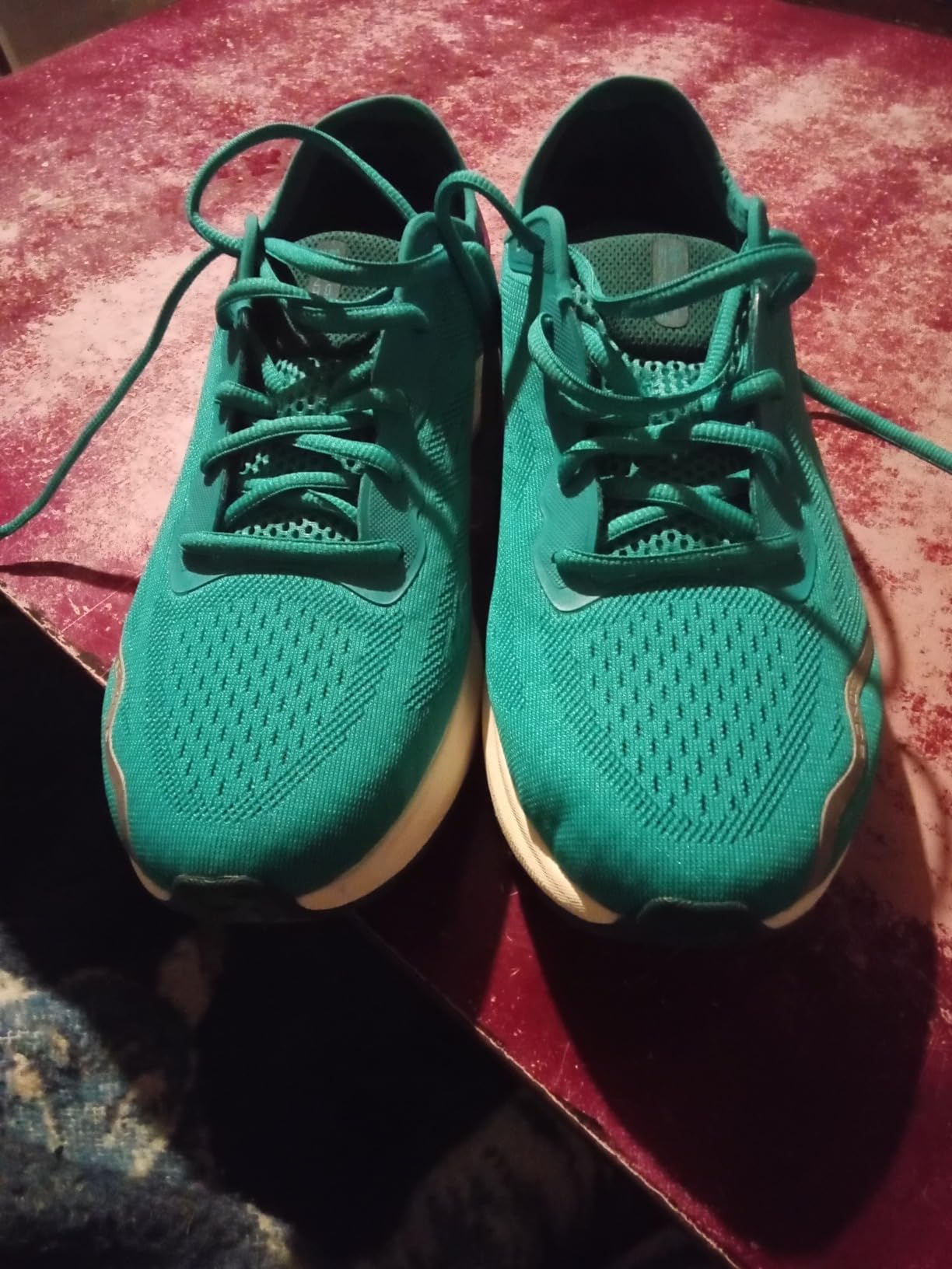HOVR Sonic 6 outsole showing combination of carbon rubber and blown rubber for durability and rebound