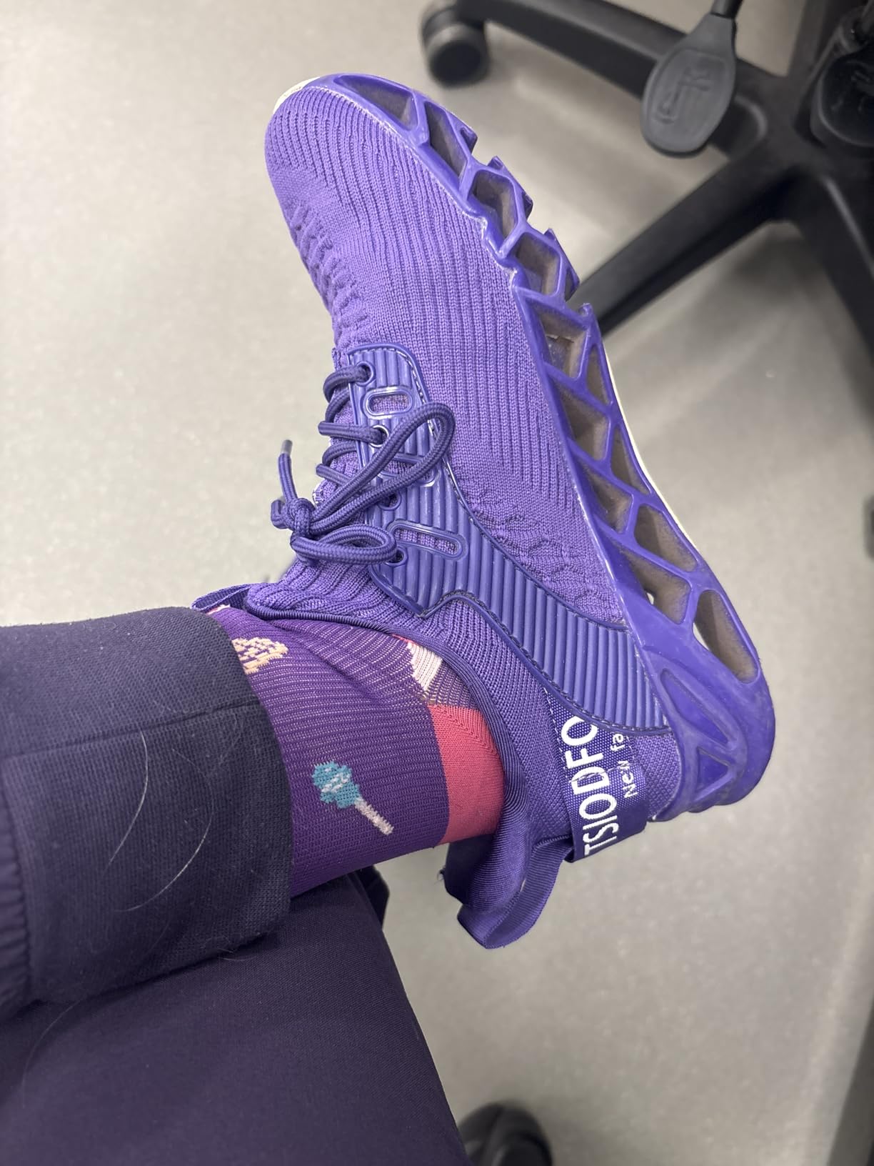 Final assessment of TSIODFO Women's Sneakers showing style and comfort features