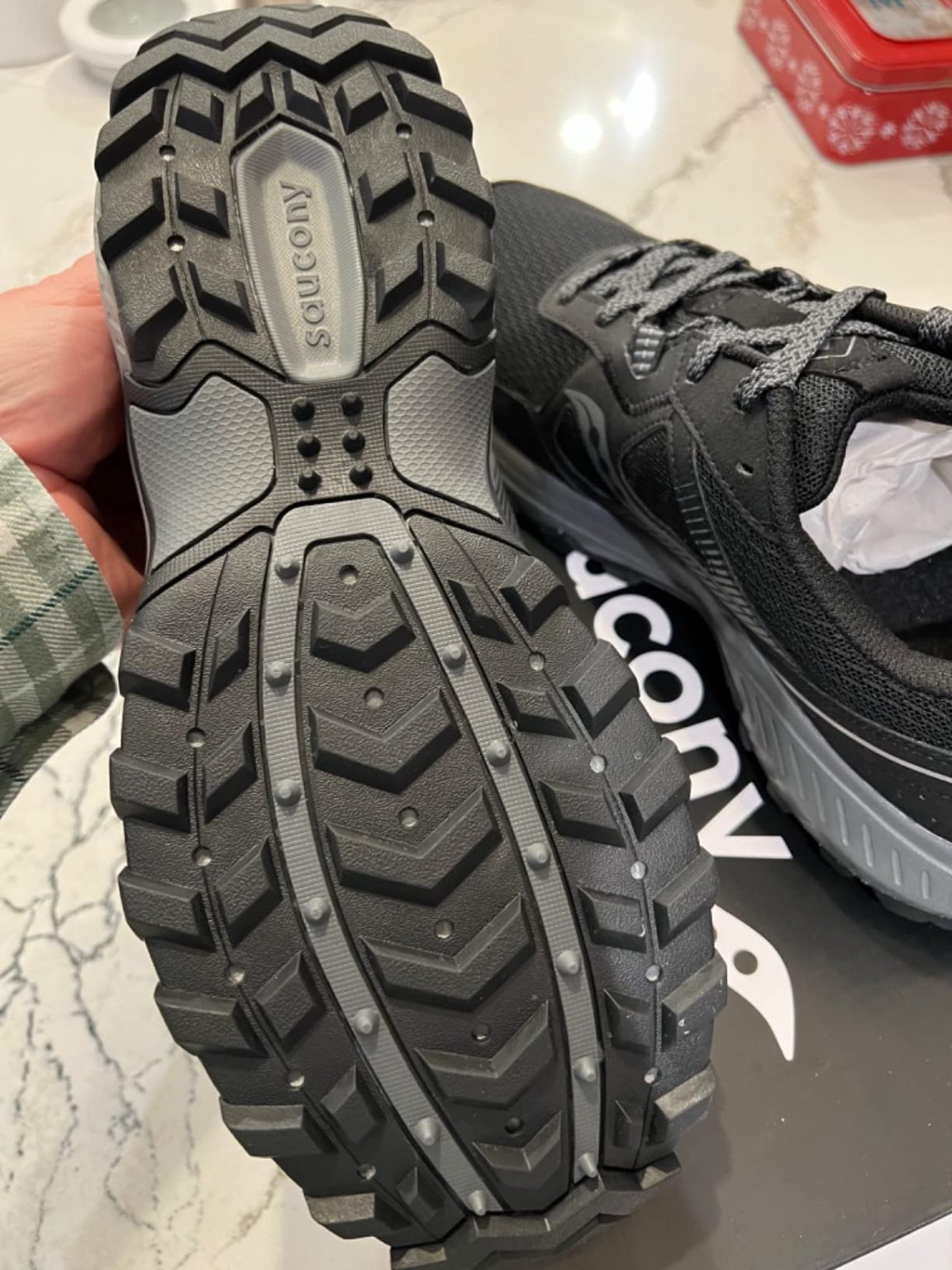 Review Saucony Men’s Excursion TR16 – Trail Comfort Meets Durability Issues $70 e