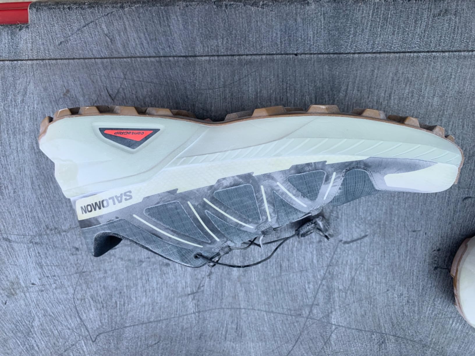 Salomon Speedcross Peak midsole and Contagrip outsole traction pattern