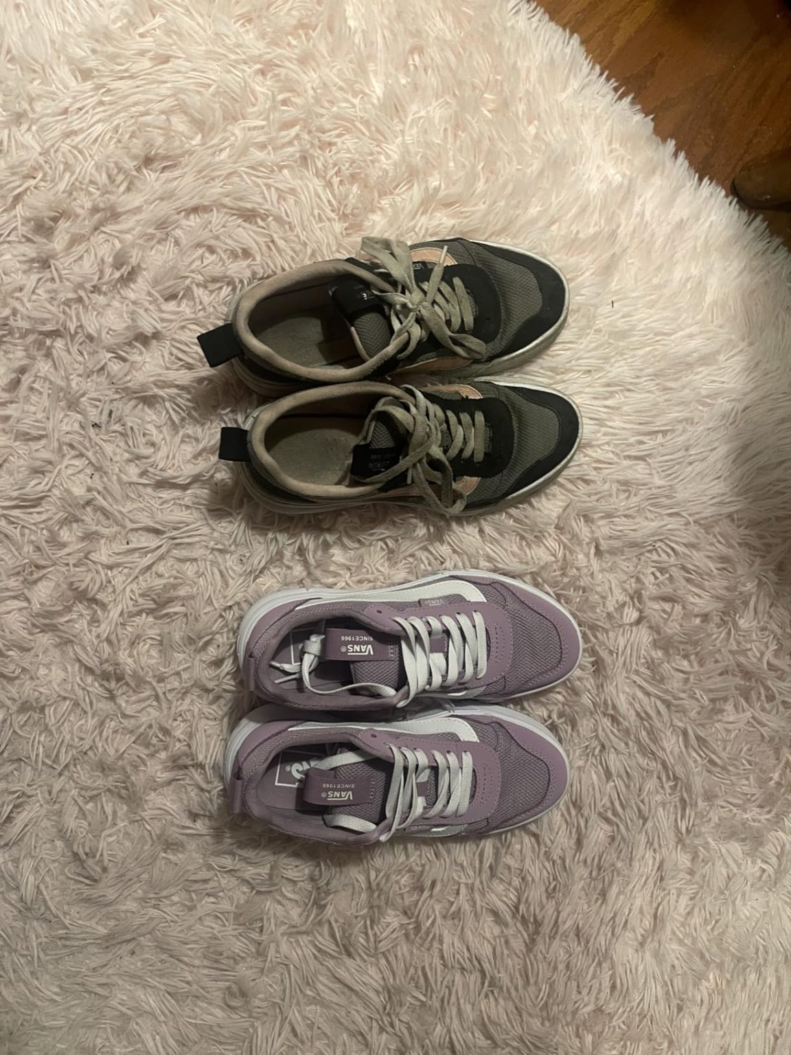 Review Vans Women’s Range EXP Sneaker – All-Day Comfort & Style e