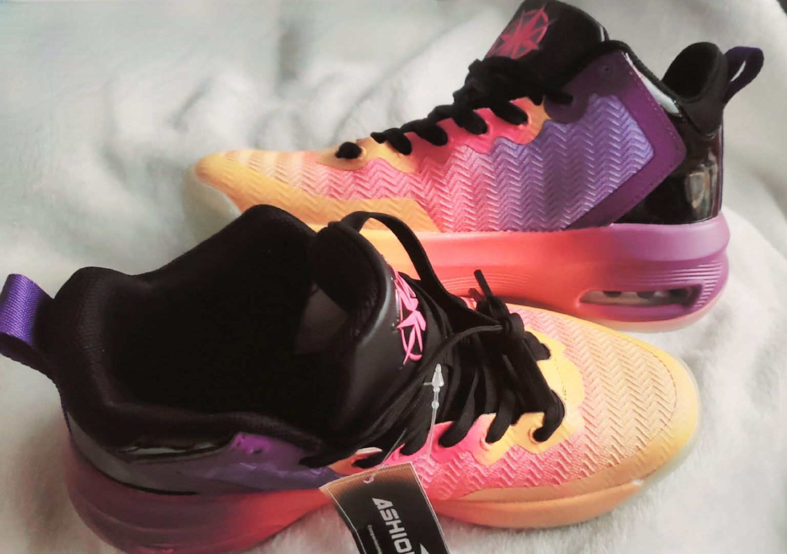 Review ASHION Kids Basketball Shoes – Colorful Budget Performance at $40-50 R