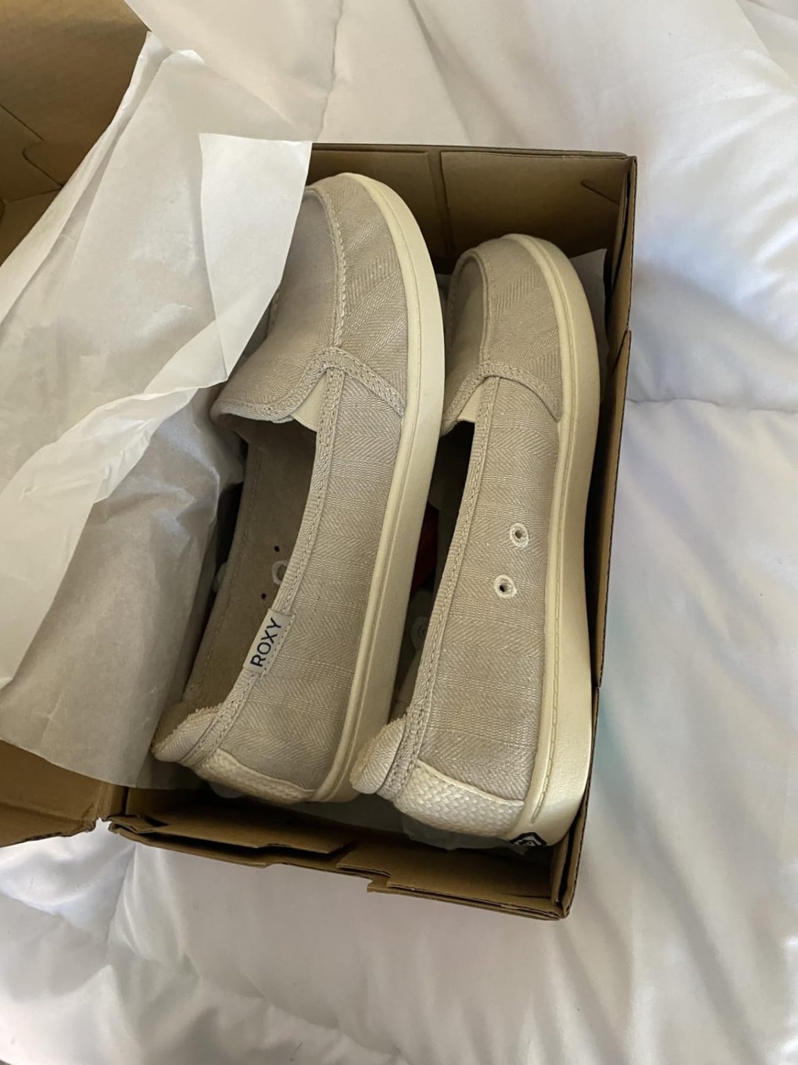 Roxy Women’s Minnow Slip-on Sneaker Review – Comfort Meets Style at $45 o