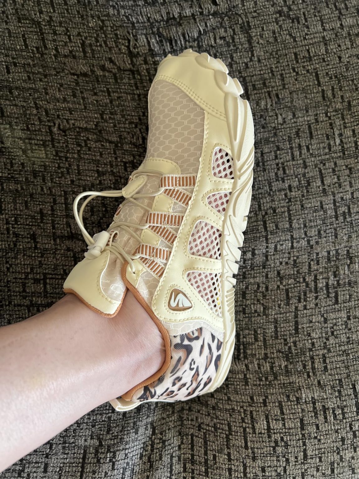XIHALOOK Athletic Hiking Water Shoes Review – Budget Barefoot Comfort at $40 I
